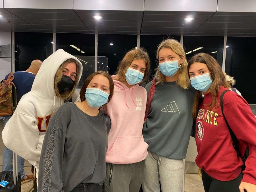 ILS students pictured at the Miami International Airport via Charlize Ramos