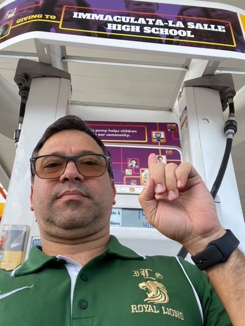 Modern Languages Department Chairperson, Mr. Jesus Uriarte, supports ILS by purchasing his gas at participating Shell stations featuring images promoting ILS. A portion of the gas purchased will go toward supporting the school. So, when you or your parents need gas, look for the ILS signage.