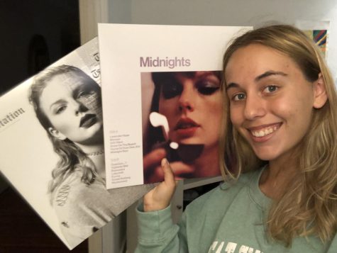 Sophomore Gianna Ferrara prepares for Taylor Swifts upcoming tour by listening to albums Reputation and Midnights, both of which are old and new albums of Taylor Swift. 