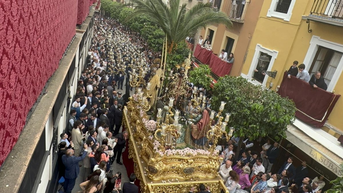 The beautifully adorned floats highlight the significance of Holy Week.