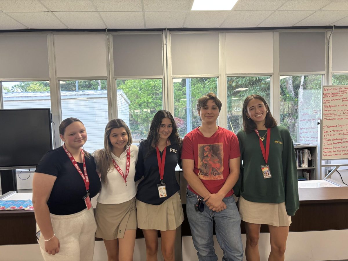Royal Courier seniors and editors, Kat Garcia, Bre Valdes, Ali Perez, Migz Suarez-Cabal, and Tina Lanza, share their warm memories and insights with the ILS community.