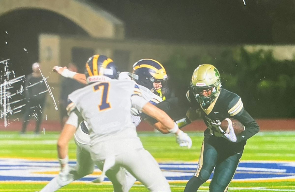 The Royals Varsity Football team won comfortably against Booker T. Washington for first time in school history. 