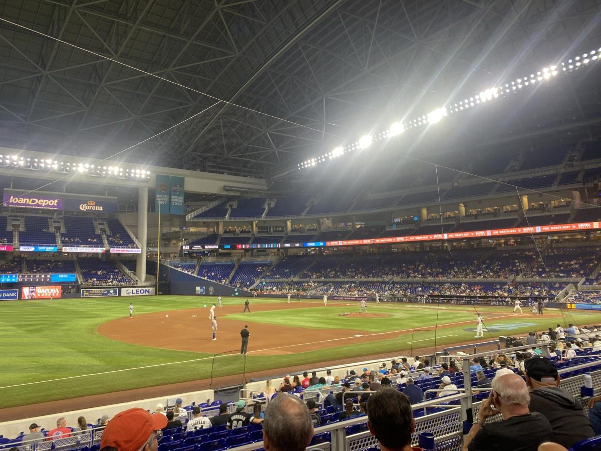 The Marlins battled in a wild 15-14 loss against the New York Mets.