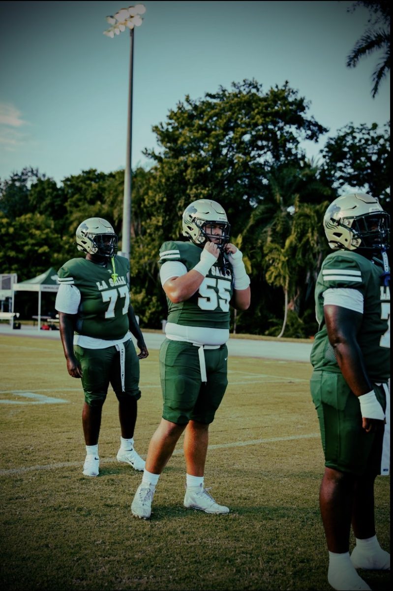 Anthony Gerald III, Adrian Bisbal, and Christian Guillume lock in for the SJN Friday Salesian Bowl.